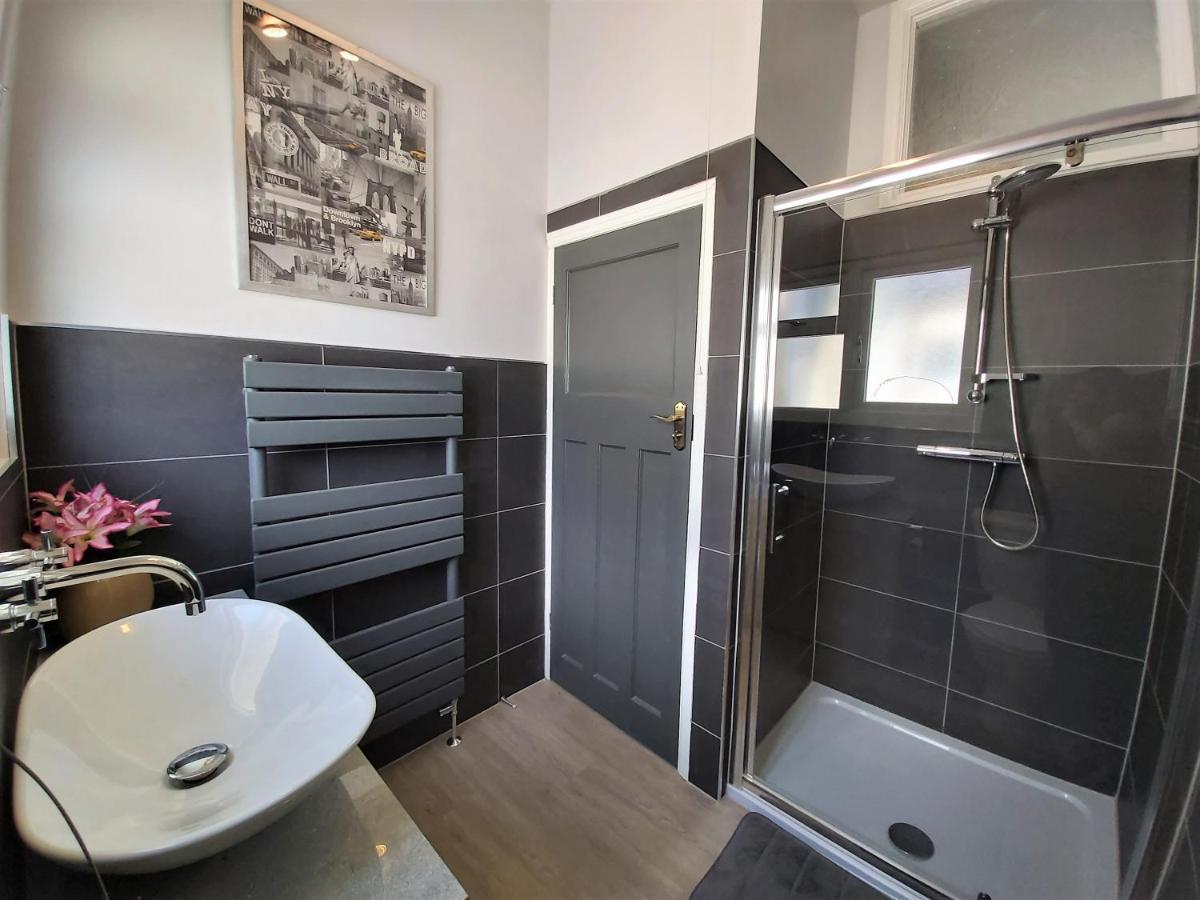 Апартаменты Beautifully Renovated 2 Bed Flat - Close To Beach Саутенд-он-Си Экстерьер фото
